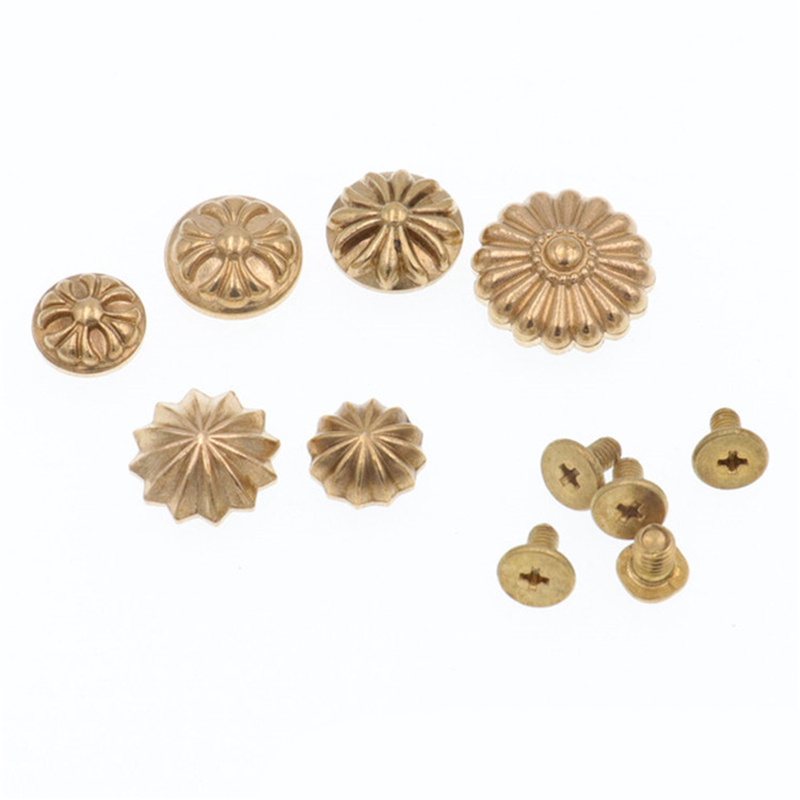 Leatherwork Flowers - 5 قطع من المسامير النحاسية ذات