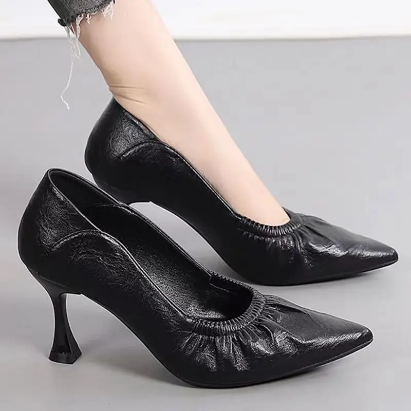 Leather Work Outfit - أحذية عمل مكتبية جلدية لعام 2025،