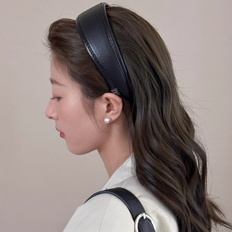 عصابات رأس جلدية بسيطة بلون ال - مراجعة Leatherwork Pony وسعره
