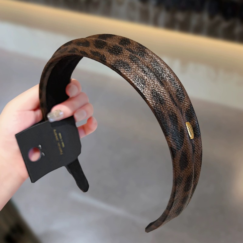 جديد الخريف الشتاء ليوبارد طبا - مراجعة Leatherwork Pony وسعره