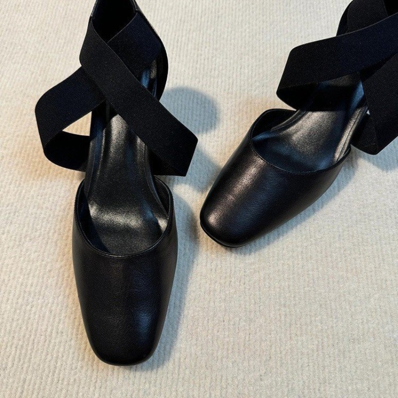 صنادل نسائية بكعب عريض وحزام م - مراجعة Leather Work Outfit وسعره