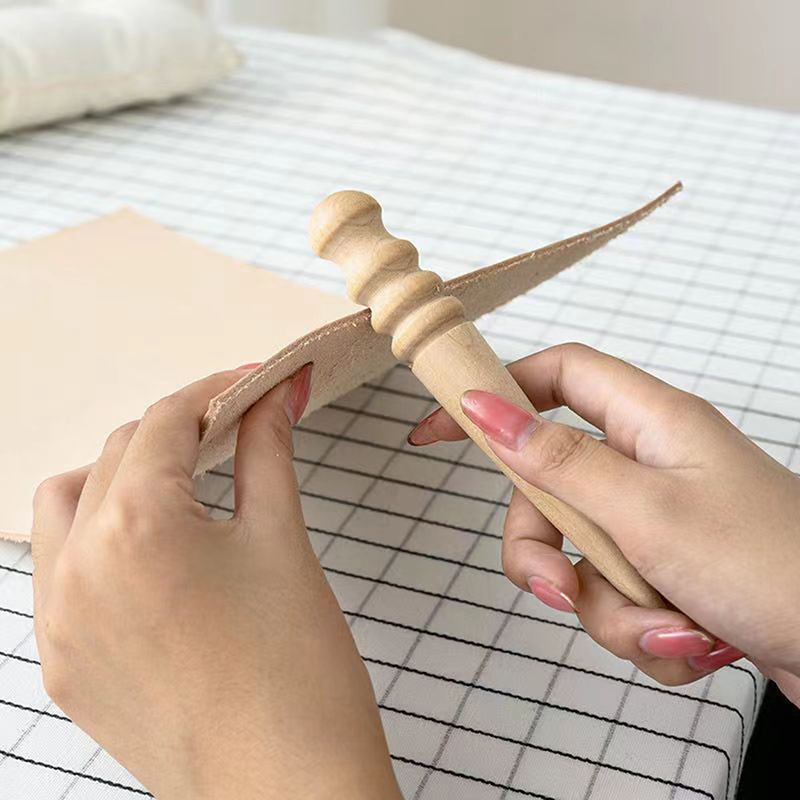 أداة تلميع حواف الجلد الخشبية  - مراجعة Leatherwork Craft وسعره