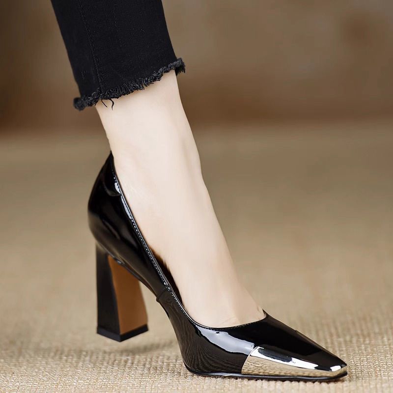 FHC 2025 كعب عالٍ جديد بمقدمة  - مراجعة Leather Work Outfit وسعره